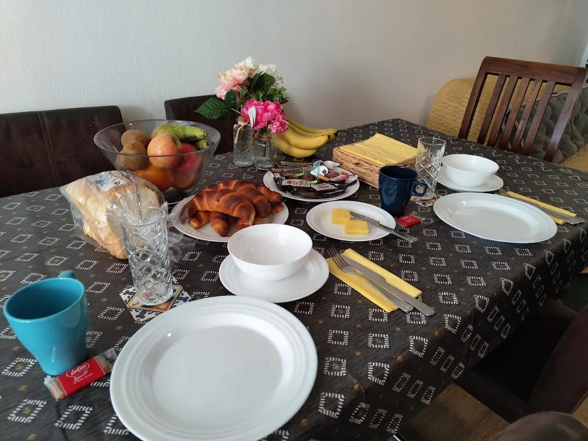 The Diesel Bed And Breakfast Rotterdam Bed & Breakfast